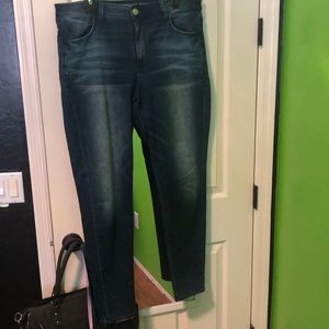 Dark wash hi rise jeans